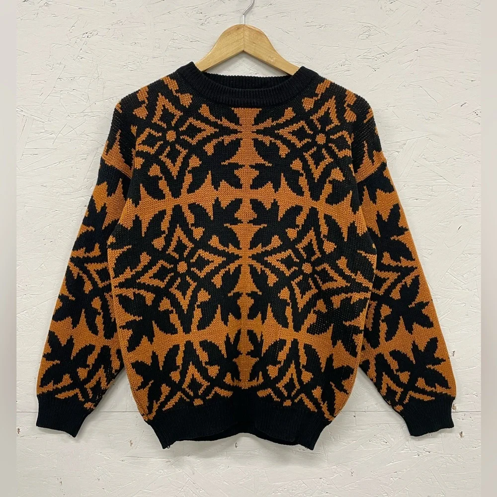 Vintage Enchante Knitted Crewneck Sweater with Some Shine, Fits M, Acrylic - Picture 3 of 8